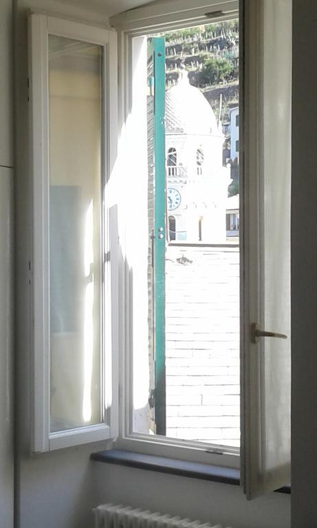 شقة فيرناتْسا  في La Scala المظهر الخارجي الصورة